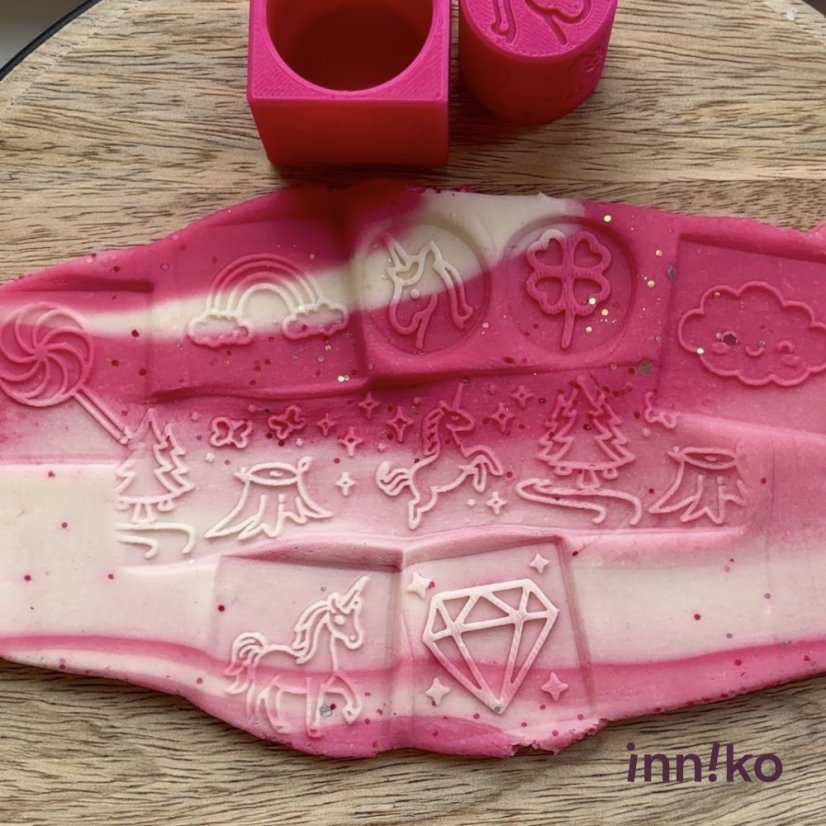 Obtiskovací kostka s válečkem 2v1 | Jednorožci