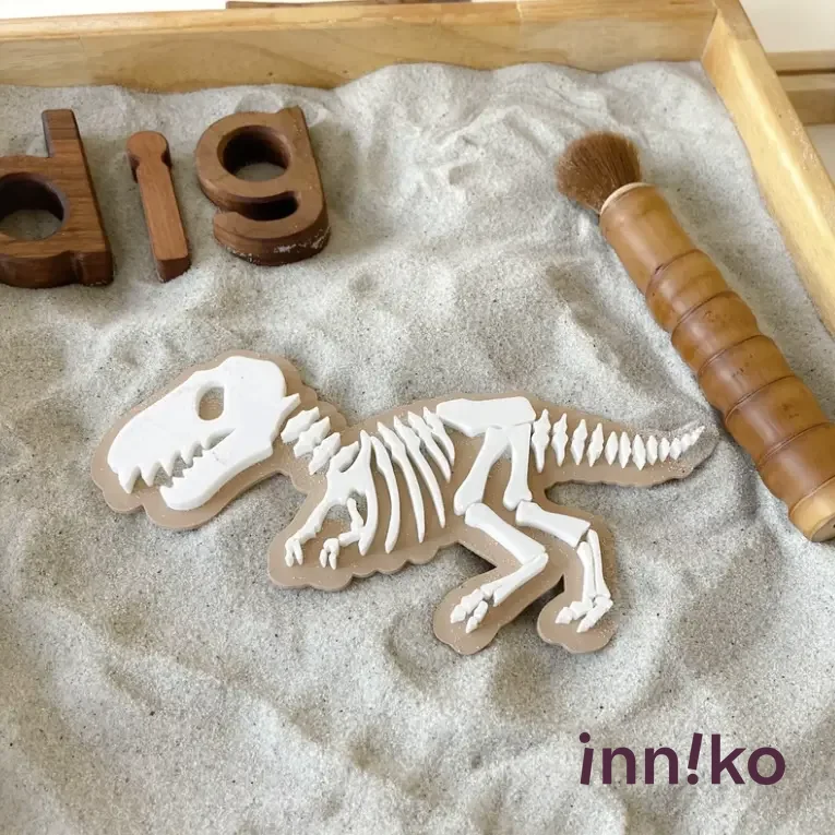 WooBeWee™ Pomôcka na hranie | Praveké fosílie dinosaurov - Varianta: Triceratops