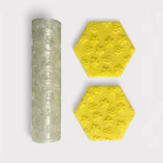 Váleček se vzorem | Včely na louce