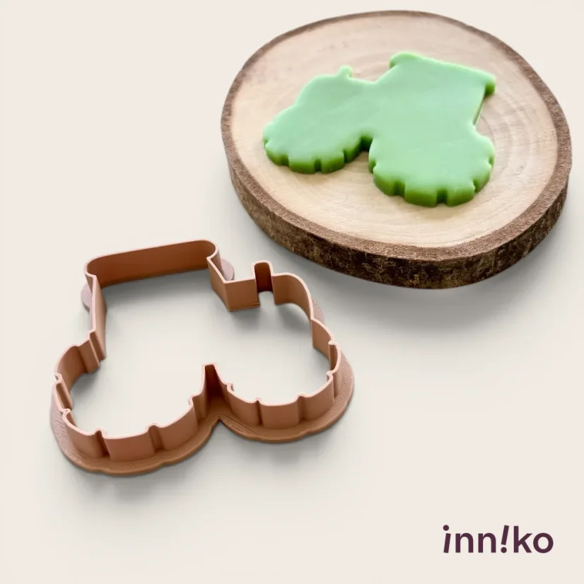 inniko® vykrajovátko na modelínu | Traktor